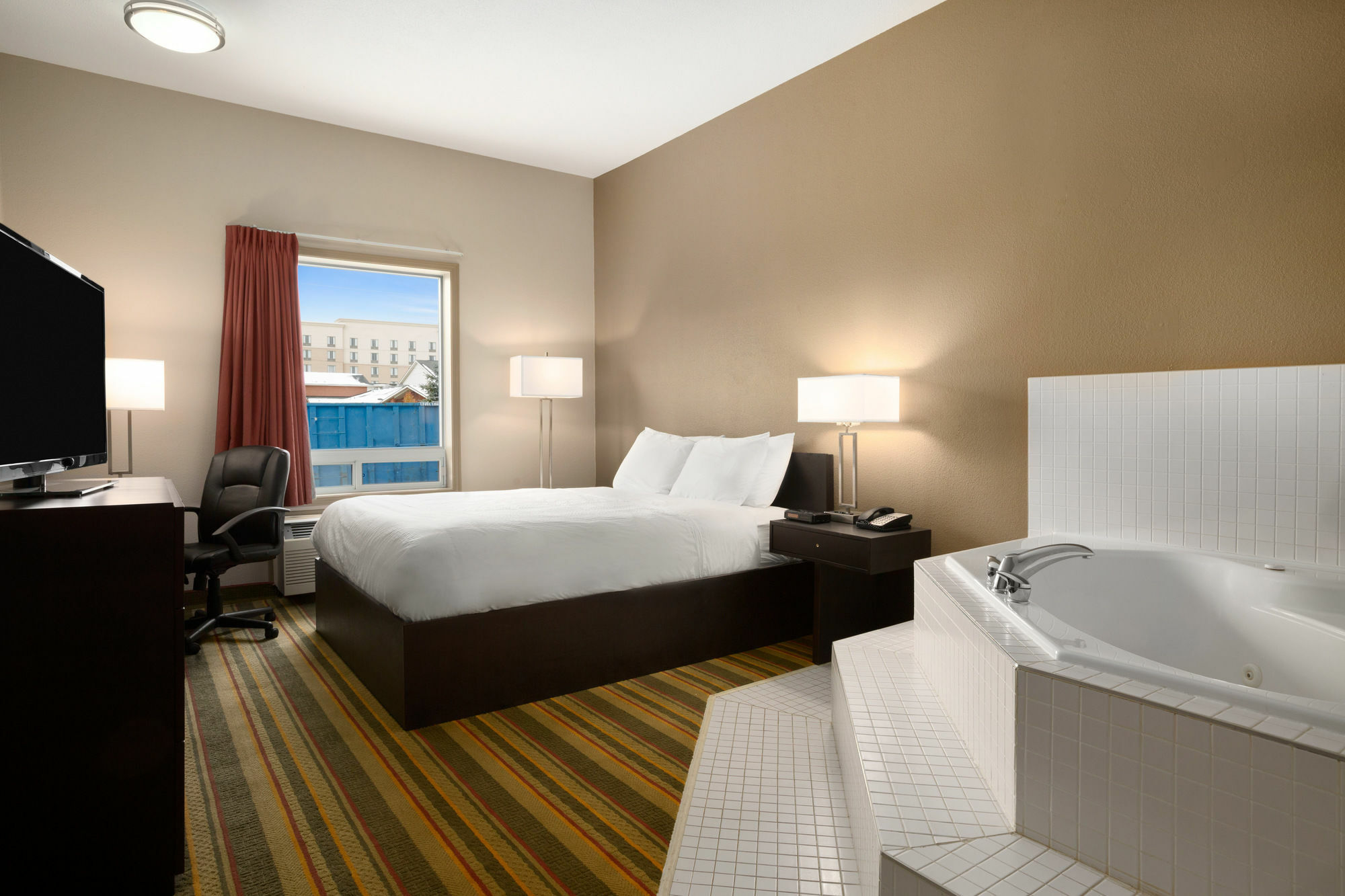 Days Inn By Wyndham Вудсток Экстерьер фото